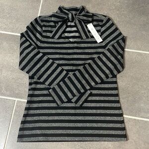 E.L.I Sweater Top size XS